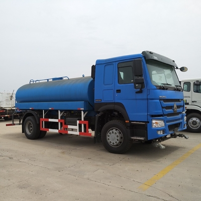 Sinotruk HOWO Camión cisterna de agua 4X2/6X4/8X4 con depósito de combustible de 400L y tipo de conducción LHD/Rhd