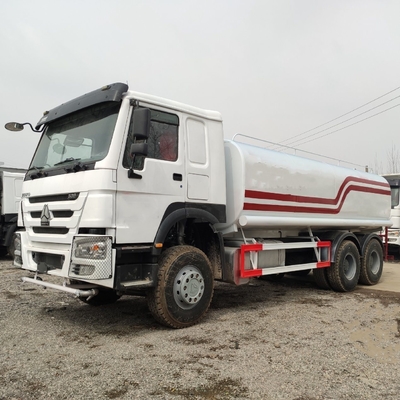 1X9000 Kgs Eje delantero Euro 2 Sinotruk HOWO 4X2/6X4/8X4 Camión de rociadores para aguas residuales