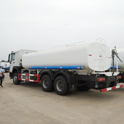 Sinotruk HOWO 4X2/6X4/8X4 Tanques de agua potable Camión de agua usada con 15001 30000L de volumen