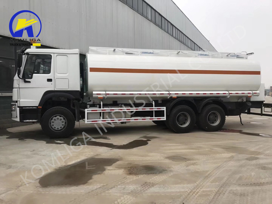 Manual 6X4 20cbm 25cbm 20000/25000 litros Sinotruck HOWO Shacman Camión con tanque de combustible diésel
