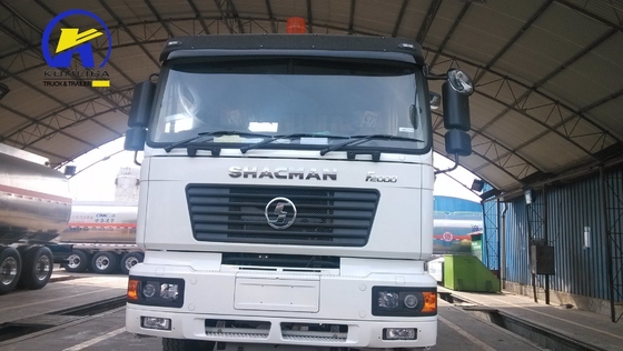 Shacman F2000 4X2 270HP Camión cisterna de combustible de 10cbm con levantamiento hidráulico de volante ventral