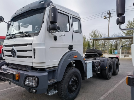 Cisterna de combustible de aleación de aluminio de 400L 6X4 Beiben Tractor Truck Head con capacidad del motor&gt; 8L