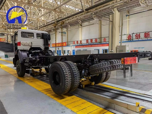 Cisterna de combustible de aleación de aluminio de 400L Beiben de servicio pesado 6X4 420HP Chasis de camión de carga