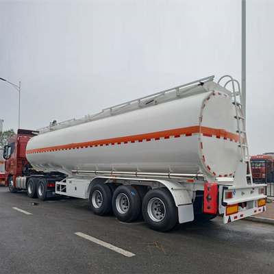 3 ejes 45000 litros de tanque de combustible remolque con capacidad de carga de 50T y 12r22.5 neumáticos
