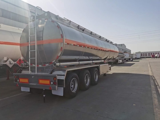 36000-42000 litros de tanque de combustible diésel remolque con una manivela y una llave de cabeza de eje