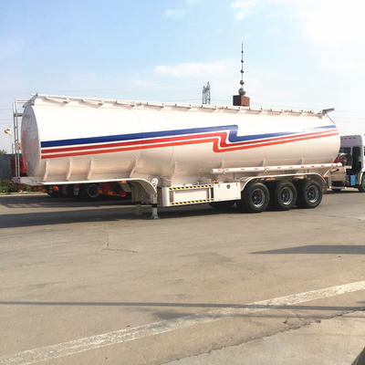 Tanque de almacenamiento de 3 ejes Remolque de petróleo crudo con mangueras manuales y válvula de relevo Wabco
