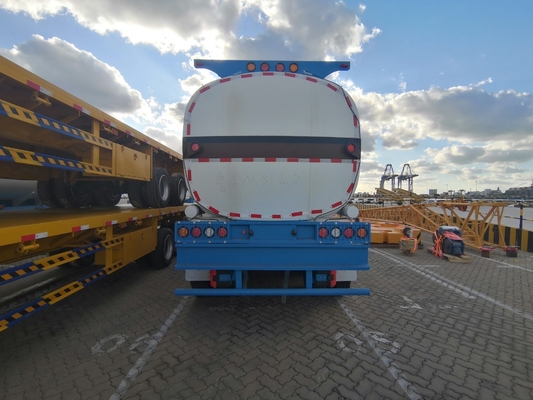 Sinotruk HOWO Remolque de tanque de combustible para África Configuración personalizada de válvula de relevo Wabco