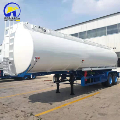 Suspensión mecánica 3 ejes 40000L/42000L/45000L Cisterna de aleación de aluminio Semirremolque