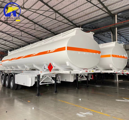 40000L Tanque de aceite de combustible Tri-ejes Semirremolque con válvula de adaptación API de 4 &quot;