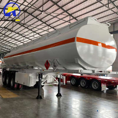 40000L Tanque de aceite de combustible Tri-ejes Semirremolque con válvula de adaptación API de 4 &quot;