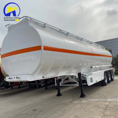 40000L Tanque de aceite de combustible Tri-ejes Semirremolque con válvula de adaptación API de 4 &quot;