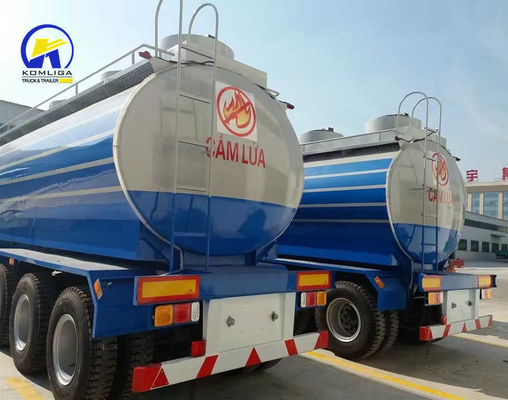 Solicitud personalizada Tanque de combustible de color blanco y azul Semi remolque con banda de rodadura de 1820 mm