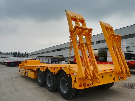 Semiremolque de 50 a 80 t de capacidad con plataforma baja y rampa 12 Número de neumático Fuwa/Eje BPW