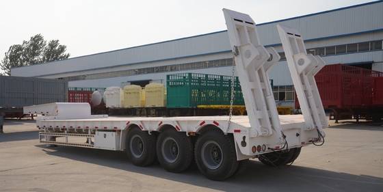 Maquinaria de cama baja Transporte de contenedores de cama plana Remolque de 3 ejes 4 ejes Camión de cama baja