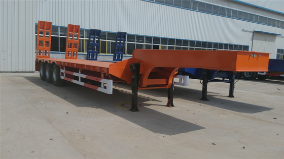 40-100 toneladas de carga útil Semi remolque de cama baja con rampa Rampa de carga pesada y usado