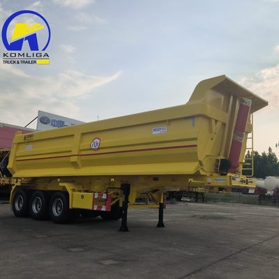 Remolque de descarga pesado Sinotruk HOWO de 70 t con carrocería de acero y tren de aterrizaje Jost C200 t