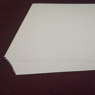 Hoja de plástico para mascotas de PVC para materiales de fabricación de tarjetas inteligentes impresas con láser