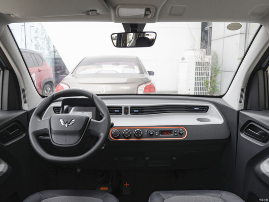 Pequeño SUV eléctrico de 4 ruedas de energía con 80000 100000 Km de batería y Nedc Max Range